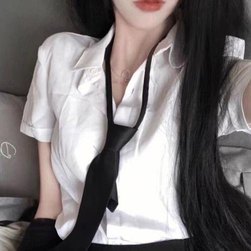 百合绽放